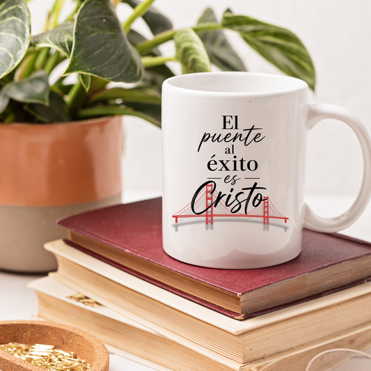 El Puente al Éxito es Cristo – Taza Cristiana Inspiradora en Español